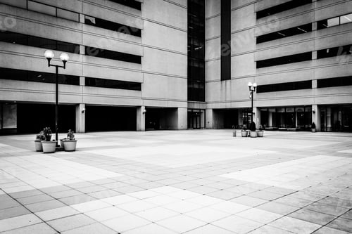 Preview: Plaza And Modern Office Building In Downtown Baltimore, Maryland.