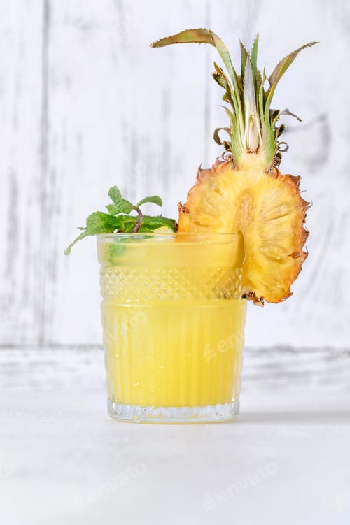 Preview: Pineapple cocktail