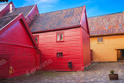 Preview: Historic colorful buildings in Bryggen