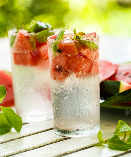 Preview: Detox water with watermelon and mint