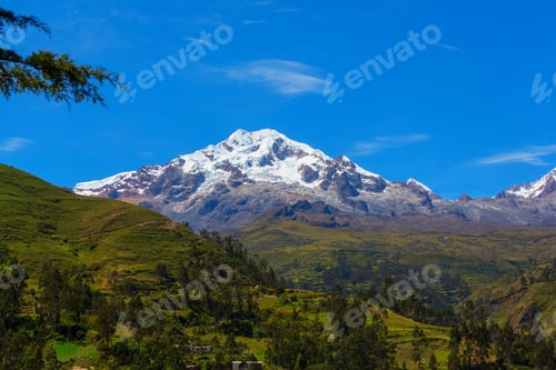 Preview: Mountains in Bolivia