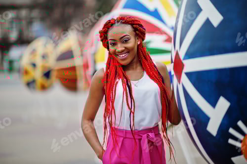 Preview: Fashionable african american girl red dreads