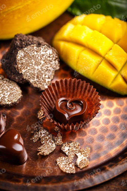 Preview: Heart shaped praline