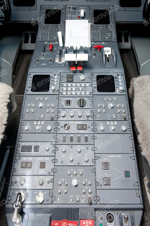 Preview: 52413,Flight Controls in an Airplane