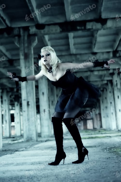 Preview: Gothic Witch Woman With Spooky Make-Up In Black Dress
