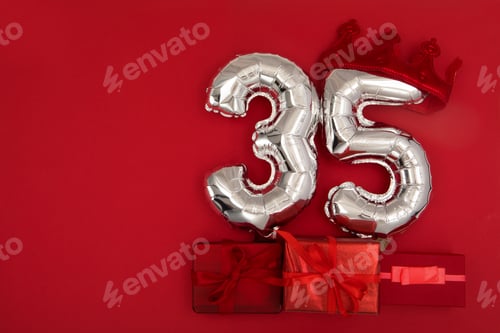 Preview: Foil balloons with number 35 on red background