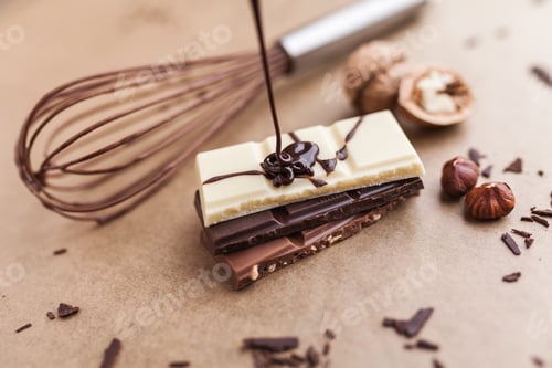 Preview: Delicious chocolate bars with melted chocolate