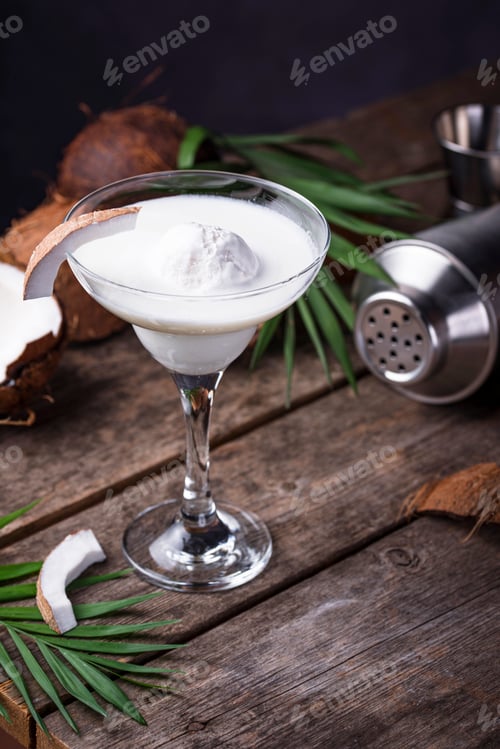 Preview: Coconut Margarita cocktail with ice cream