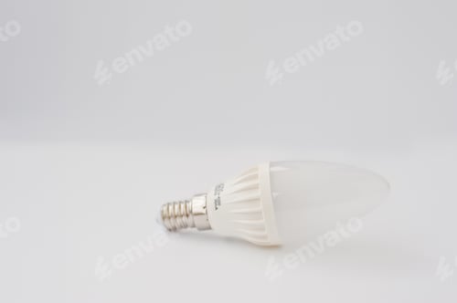 Preview: LED bulb 60 V 6 Watt E14 on white background.