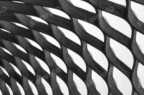 Preview: Wooden And Plastic Wavy Arñ�H In The City Park