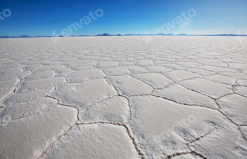 Preview: Salar