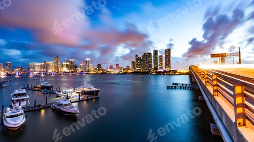 Preview: Boats moored at dock, cityscape in background, Miami, Florida, USA