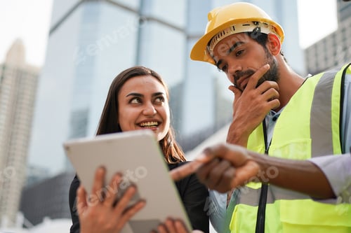 Preview: Engineer and Industry Worker