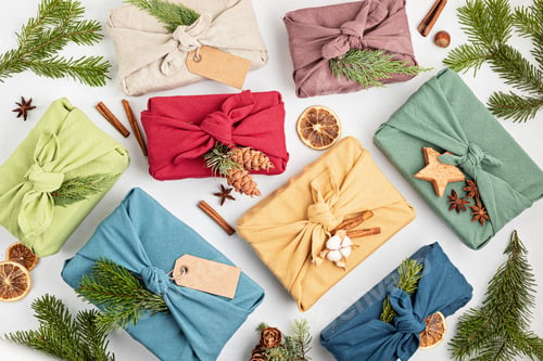 Preview: Furoshiki gifts. Eco friendly alternative green Xmas presents