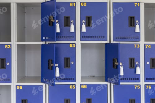 Preview: blue lockers in front of the store