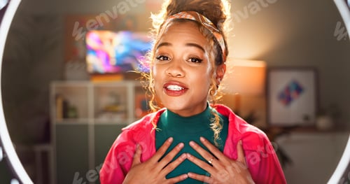 Preview: Happy woman, portrait and influencer with ring light for vlogging, online tutorial or communication