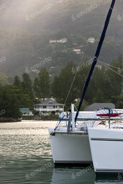 Preview: Recreational Yacht in sunlight at the coast of Seychelles