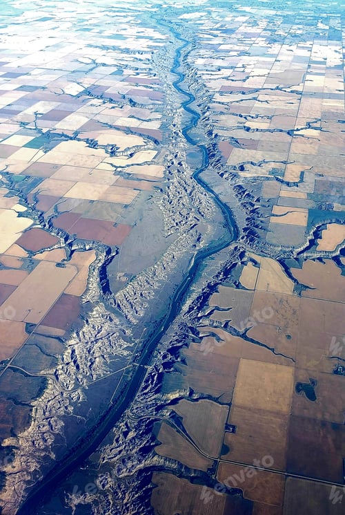 Preview: Bird's eye view of river and surrounding fields.