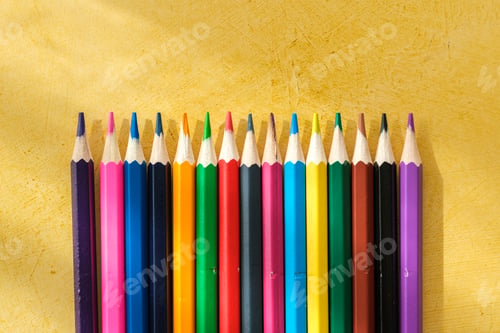 Preview: Coloured pencils for drawing on a yellow background