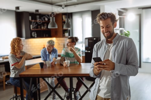 Preview: Texting someone special