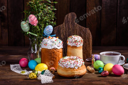 Preview: Easter cake and colorful eggs on a dark background
