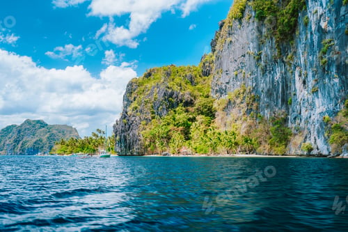 Preview: Tropical paradise island with huge impressive mountains rocks, Philippines, Southeast Asia