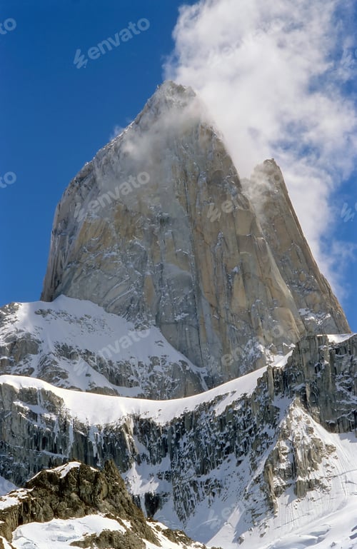 Preview: The peak of Mount Fitz Roy