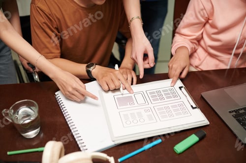 Preview: Students Working on Website