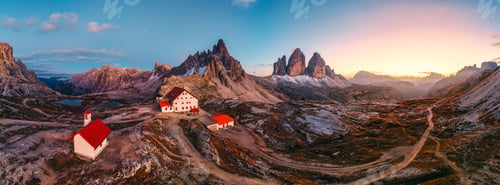 Preview: Panorama of Tre Cime di Lavaredo and Rifugio Locatelli in Dolomites, Italy