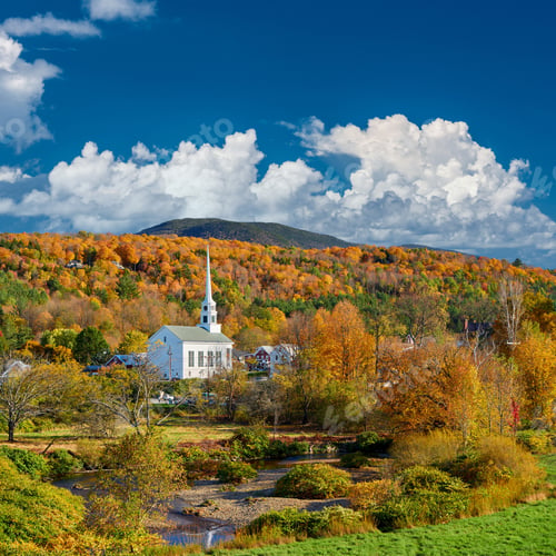 Preview: Iconic New England church in Stowe town at autumn