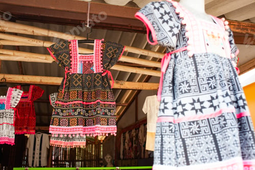 Preview: beautiful fabrics of white karen hill tribe people