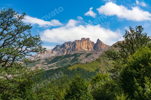 Preview: View of the Kapaz mountain range