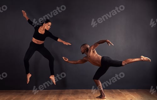 Preview: Dramatic balance of woman and man