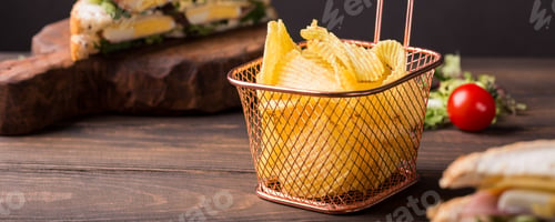 Preview: Crispy potato chips in copper basket
