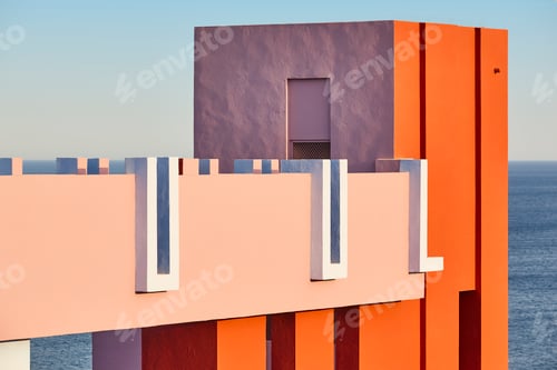 Preview: Geometric building construction. The red wall, La manzanera. Calpe, Spain