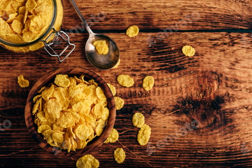 Preview: Corn flakes in a bowl for breakfast