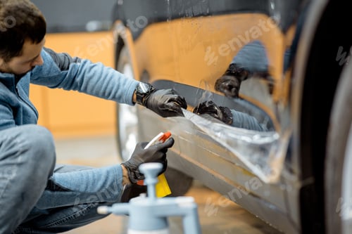 Preview: Filming car body at the vehicle service