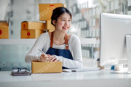 Preview: SME entrepreneur Small business entrepreneurs Online selling ideas,Happy Young Asian business owner