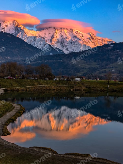 Preview: Sunset at Lac de Passy lake in Domancy, France in winter