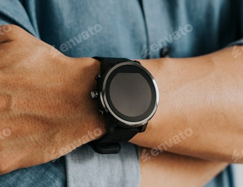 Preview: Closeup of a smartwatch on a man's wrist