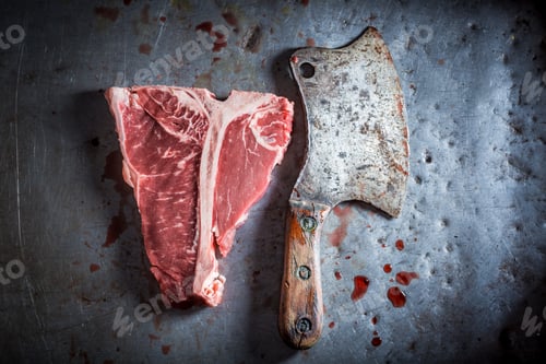 Preview: Fresh red steak with salt and rosemary