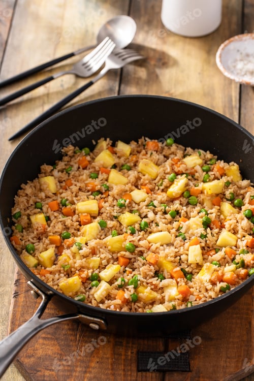 Preview: Pineapple fried rice with peas and carrots