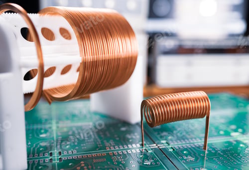Preview: Close-up large and small coils