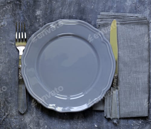 Preview: Empty Gray Plate