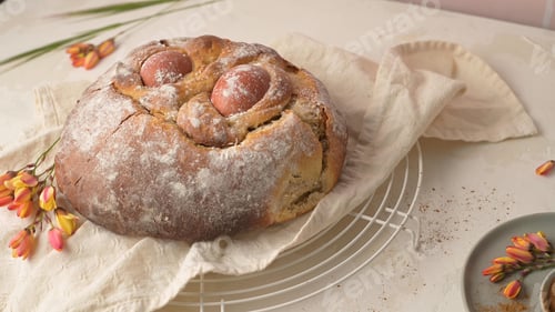 Preview: Easter folar with egg