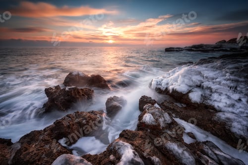 Preview: Winter sea