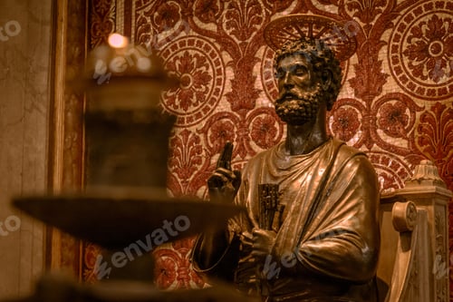 Preview: Closeup shot of a religious statue