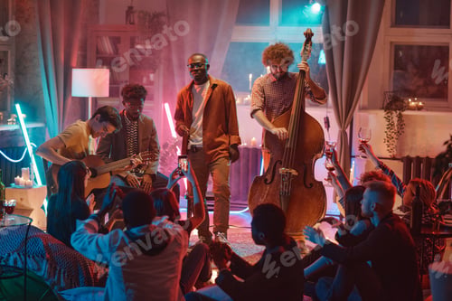 Preview: Music band playing in the club