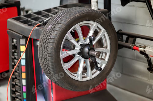 Preview: Wheel on rack in workshop