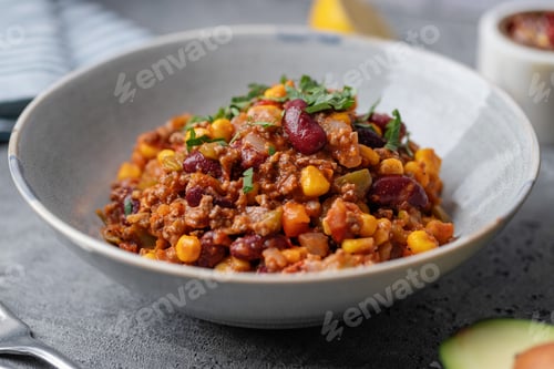 Preview: Chili con carne served in bowl